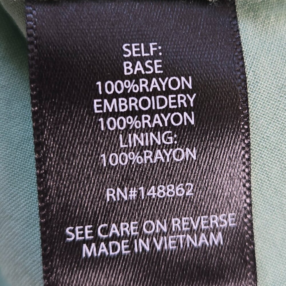 630-18 Torrid Mint Green Eyelet Ruffle Sleeve Babydoll Top Size 1 (16/18) - Picture 11 of 12
